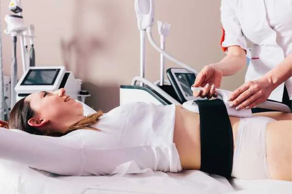 woman having body sculpting to help improve her body image and her mental health Harpenden